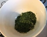 Une image de l'étape 2 de Marinade ail, citron, persil et échalote (pour poissons,fruits de mer et légumes).