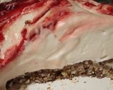 Foto del passaggio 3 della ricetta Cheesecake sperimentale con meringa e fichi d'india