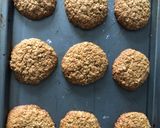 A picture of step 6 of Oaty biscuits.