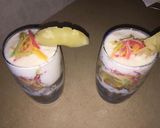 A picture of step 4 of Yogurt Parfait.