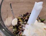Une image de l'étape 5 de Pesto de Pistaches.