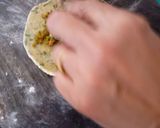 A picture of step 14 of Methi matar malai stuffed paratha.