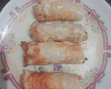 A picture of step 9 of Egg roll😋.