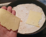 Foto del paso 3 de la receta: Quesadillas