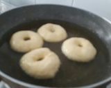Foto langkah ke 5 dari resep Donat Kentang.