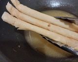 Foto langkah ke 4 dari resep Lumpia keju saus coklat.