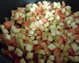 Foto del paso 5 de la receta: Asadillo de verduras con caqui y mix de pasta con pasas