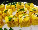 A picture of step 7 of Instant Naylon khaman with chutney.