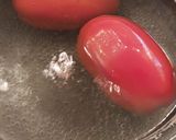Une image de l'étape 2 de Billes de tomate 🍅 basilic en cuisine moléculaire.