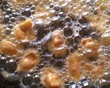 A picture of step 3 of Potato manchurain.
