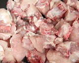 Foto del paso 1 de la receta: Pollo al ajillo