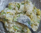 Foto langkah ke 3 dari resep Gorengan bakso sawi putih.