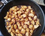 Foto langkah ke 3 dari resep Ayam Tumis Mentega.
