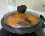 Hình bước làm 3 của món Củ Cải Kho 무조림