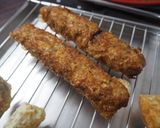 A picture of step 5 of Pork Prawn Meat Roll.