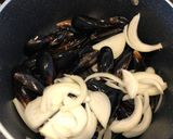 Foto del paso 1 de la receta: Caldillo de mejillones
