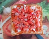 A picture of step 3 of Bread Pizza Without Fire.