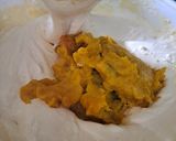 Foto langkah ke 3 dari resep Pumpkin Cake.