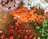 Foto del paso 1 de la receta: Arroz con verduras y salchichas Frankfurt