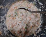 A picture of step 1 of Red poha and Semolina uttapa.