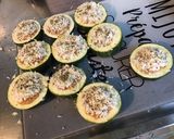 Une image de l'étape 5 de Courgettes rondes farcies tomate et chèvre (recette plancha).