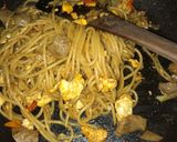 Foto langkah ke 5 dari resep Yakisoba Spaghetti.
