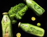 Foto langkah ke 2 dari resep Smoothie Kale Jahe Apel / Tomat 🥬🍎🍯.