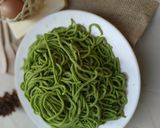 Foto langkah ke 4 dari resep Mie hijau sehat.