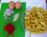Foto langkah ke 1 dari resep Tahu Telur Orak Orik Kecap.