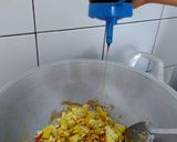 Foto langkah ke 5 dari resep Tahu Telur Orak Orik Kecap.