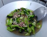 Foto langkah ke 5 dari resep Sapi Cah Brokoli.