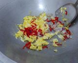 Foto langkah ke 3 dari resep Tahu Telur Orak Orik Kecap.