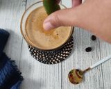 Foto langkah ke 5 dari resep Kopi Talua Khas Minang (versi palm sugar).