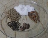 A picture of step 2 of Turkay walay chawal.