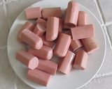 Foto del paso 1 de la receta: Banderillas de vienesa o para cóctel