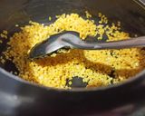 मूंग दाल हलवा कुकर में(moongdaal halwa cooker me recipe in hindi) रेसिपी चरण 1 फोटो