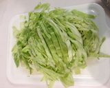 A picture of step 1 of Easy Microwave Tuna Mayo Cabbage Salad.