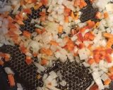 Foto del paso 2 de la receta: Ragú con hongos negros