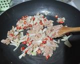 Foto langkah ke 4 dari resep Simple Chicken aglio olio.