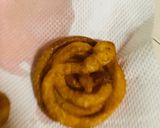 A picture of step 7 of Aloo Jalebi Chaat.
