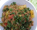 A picture of step 6 of Aloo keema.