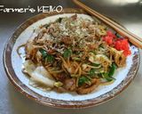 A picture of step 5 of [Farmer's Recipe] Saucy Yakisoba.