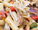 A picture of step 4 of Chicken Pasta Alfredo (extra creamy).