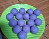 Foto langkah ke 4 dari resep Onde Onde Ubi Ungu Isi Coklat.