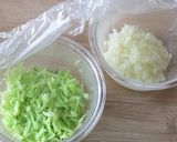 A picture of step 2 of Cabbage-Packed Scoop Menchi Katsu.