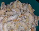 صورة لخطوة 1 من وصفة حلوى بالفرماج يذوب في الفم 😋