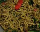 Foto langkah ke 9 dari resep Mie goreng jawa pedas hangat nikmat untuk Sahur / buka puasa.