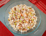 Foto del paso 5 de la receta: Ensalada de arroz tricolor con salazones y encurtidos