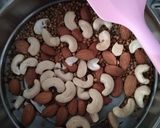 A picture of step 3 of Dry Fruit Kachori Chat.