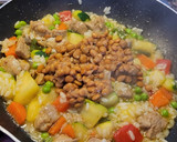 Foto del paso 7 de la receta: Arroz con lentejas, solomillo y verduras al curry